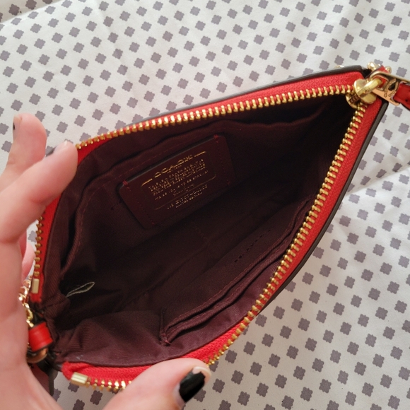 Selena Gomez x Coach purse - Picture 11 of 16